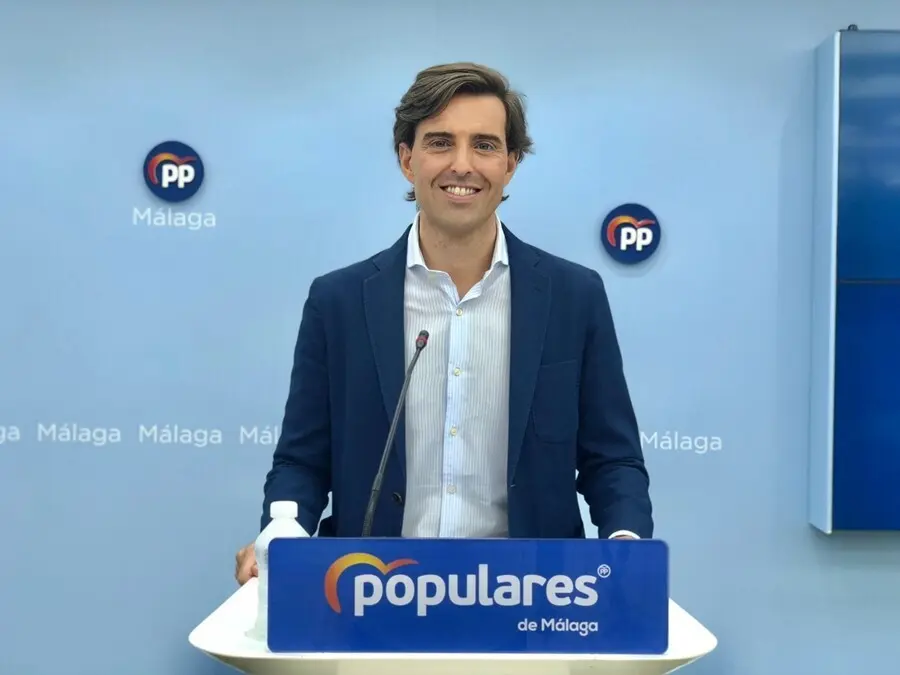 El vicesecretario de Comunicaci&oacute;n del PP, Pablo Montesinos, en rueda de prensa