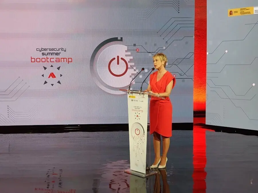 La secretaria de Estado de Digitalizaci&oacute;n e Inteligencia Artificial, Carme Artigas, durante la inauguraci&oacute;n de la sexta edici&oacute;n del Cybersecurity Summer BootCamp organizado por INCIBE y la OEA.