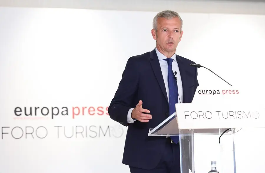 El Vicepresidente Primero y Consejero de Presidencia, Justicia y Turismo de la Xunta de Galicia, Alfonso Rueda, participa en el Foro Turismo de Europa Press en el Hotel Eurostars Madrid Tower, a 13 de julio de 2021, en Madrid (Espa&ntilde;a).