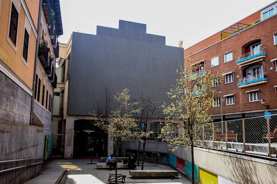 Archivo - Edificio que hasta ahora albergaba el proyecto Medialab Prado, que se convertir&aacute; en el Espacio Cultural Serrer&iacute;a Belga