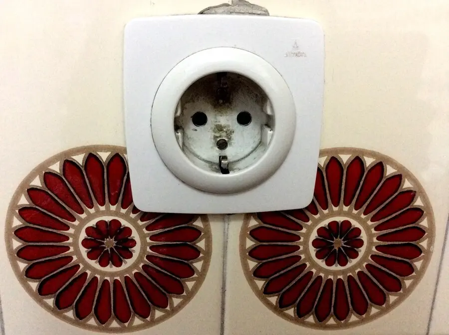 Archivo - Enchufe, enchufes, electricidad, red el&eacute;ctrica
