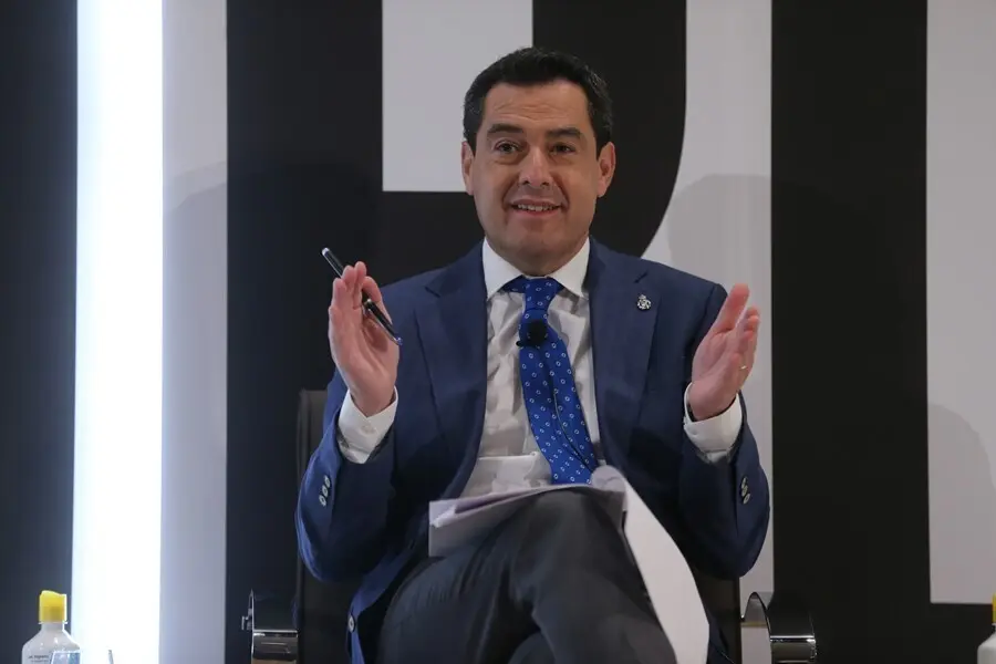El presidente de la Junta de Andaluc&iacute;a, Juanma Moreno