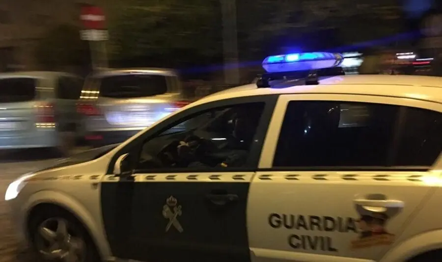 Archivo - Sevilla.-Sucesos.-Detenidos tres j&oacute;venes y uno m&aacute;s investigado por graves altercados en Carmona, con varios heridos 
