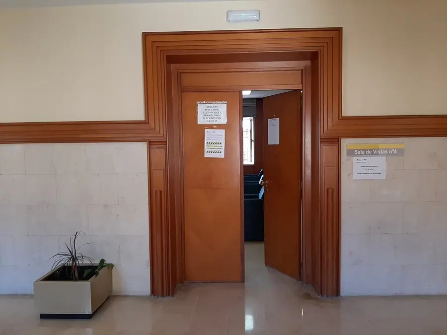 Sala de Vistas de la Secci&oacute;n Tercera de la Audiencia Provincial de Cantabria, en el complejo judicial de Las Salesas, en Santander