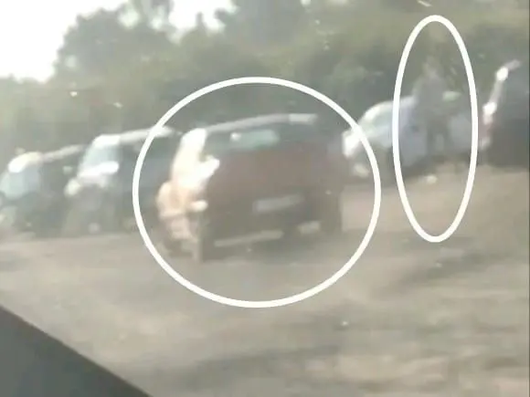 La Polic&iacute;a Local de Lugo denuncia a un joven por conducci&oacute;n temeraria y a su padre por grabarlo con un m&oacute;vil.