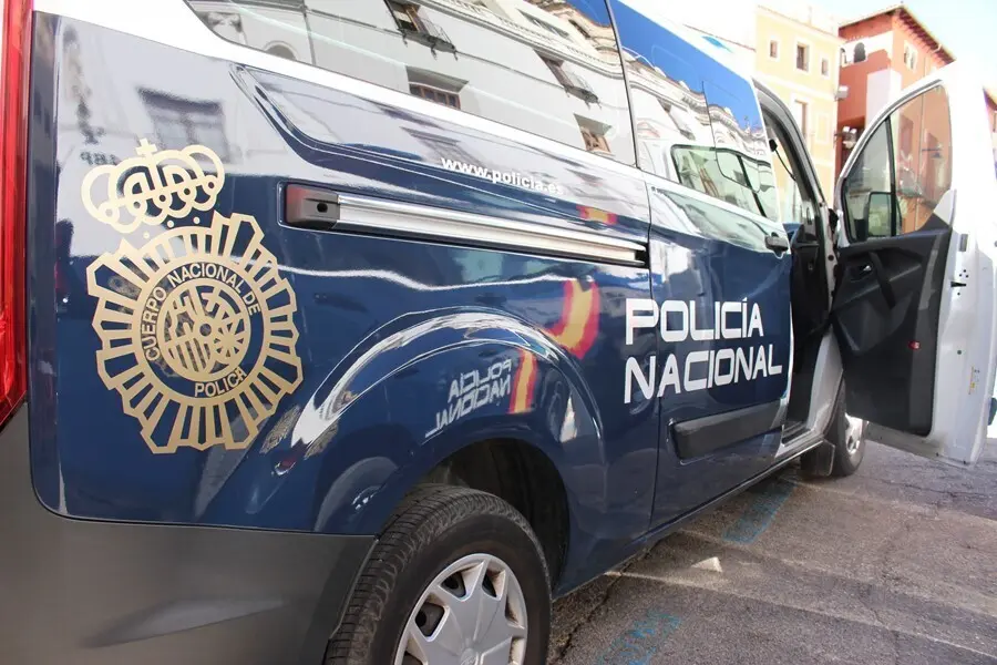 Veh&iacute;culo de la Polic&iacute;a Nacional