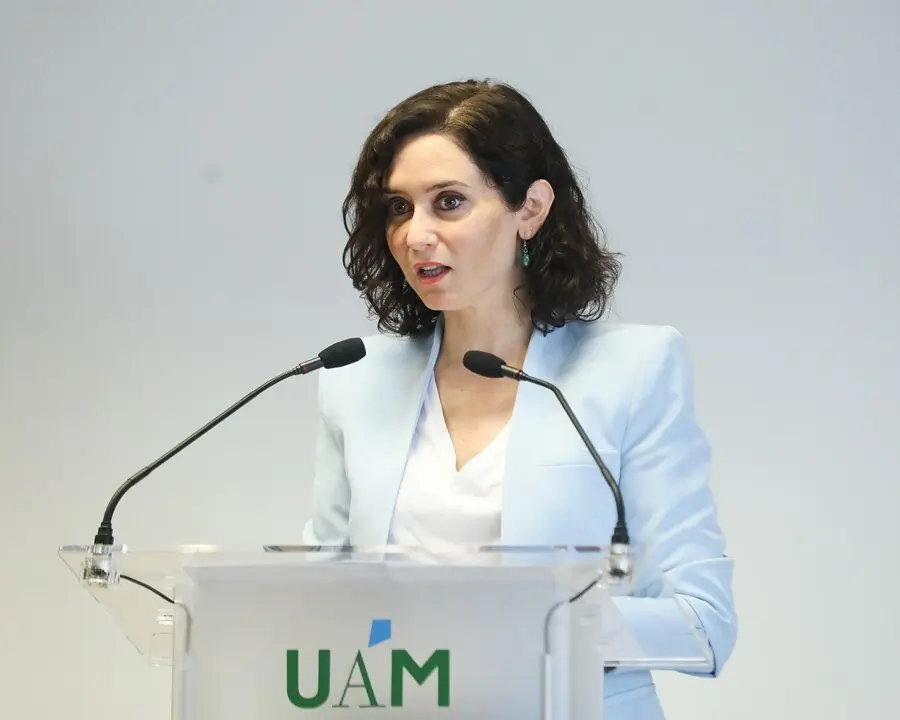 La presidenta de la Comunidad de Madrid, Isabel D&iacute;az Ayuso, interviene en la toma de posesi&oacute;n de la nueva rectora de la Universidad Aut&oacute;noma de Madrid, Amaya Mendikoetxea.