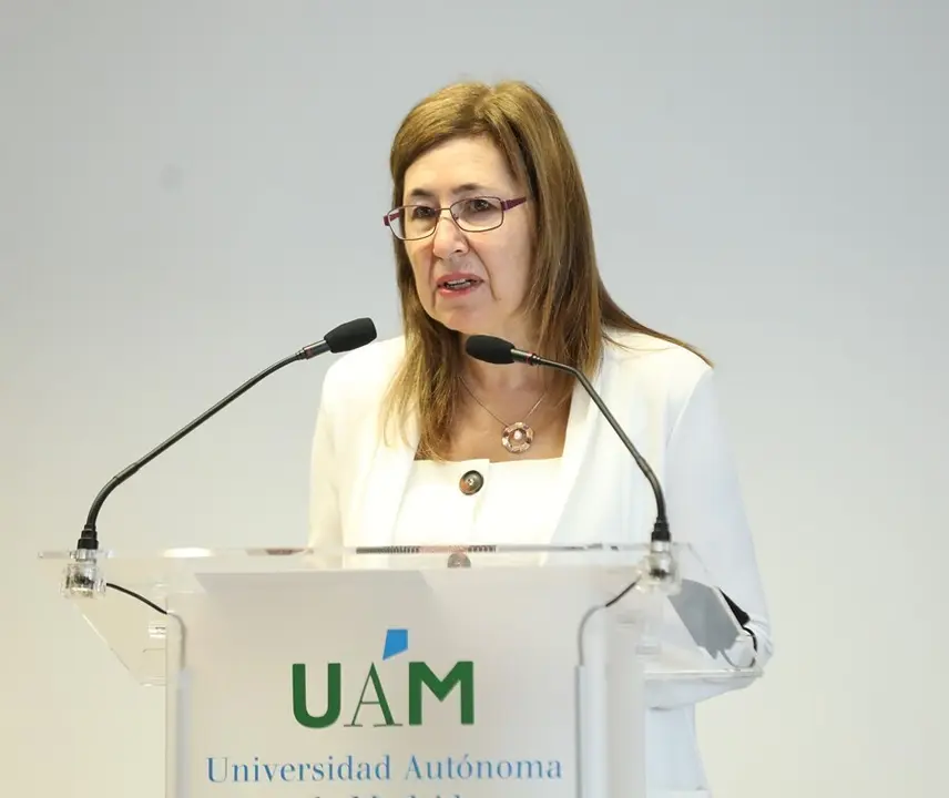 La nueva rectora de la Universidad Aut&oacute;noma de Madrid, Amaya Mendikoetxea, interviene en su toma de posesi&oacute;n, en el Sal&oacute;n de Actos de la Facultad de Formaci&oacute;n de Profesorado y Educaci&oacute;n de la Universidad Aut&oacute;noma de Madrid, a 19 de julio de 2021, en Madri