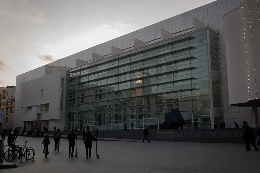 Archivo - Plaza del Museu d'Art Contemporani de Barcelona (Macba), donde se har&aacute;n las obras de ampliaci&oacute;n del museo, el 14 de abril de 2021 en Barcelona (Catalu&ntilde;a).