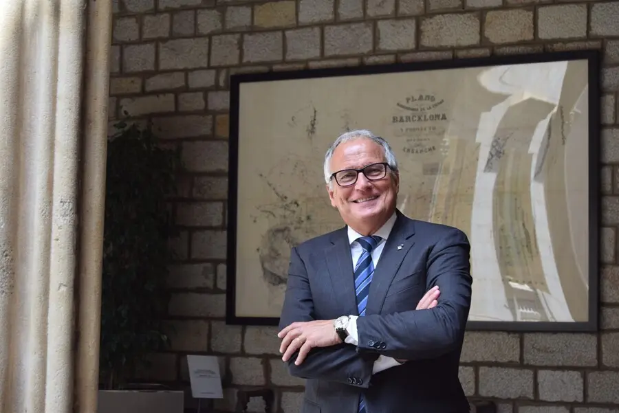 Archivo - El presidente del grupo municipal del PP en el Ayuntamiento de Barcelona, Josep Bou.