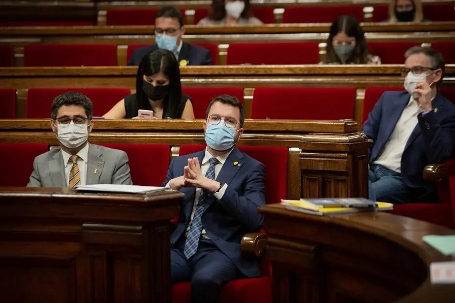 El presidente de la Generalitat, Pere Aragon&egrave;s, durante la sesi&oacute;n de control al presidente del pleno del Parlament