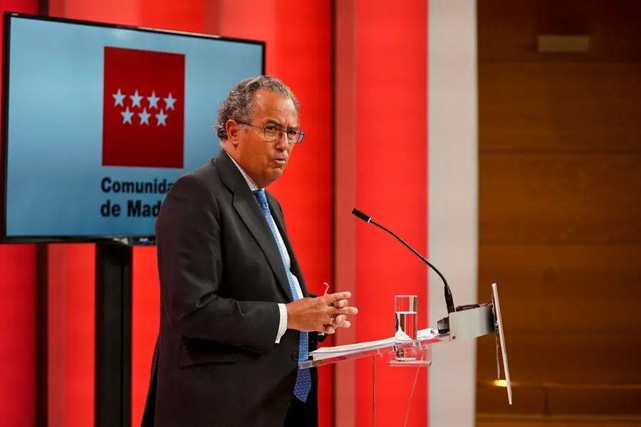 El consejero de Educaci&oacute;n, Universidades, Ciencia y portavoz de la Comunidad de Madrid,  Enrique Ossorio.
