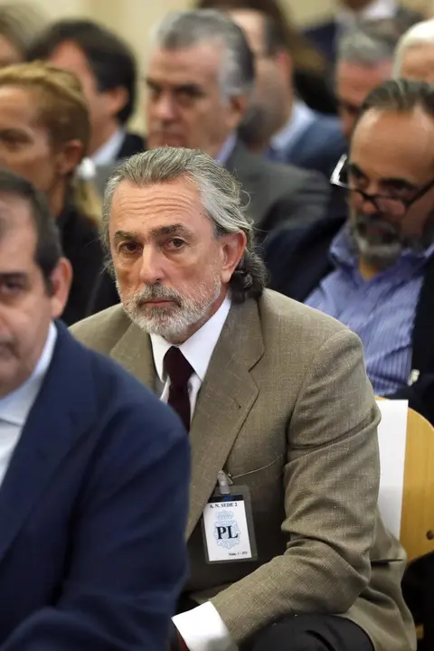 Archivo - Francisco Correa, cabecilla de la trama 'G&uuml;rtel', durante el juicio