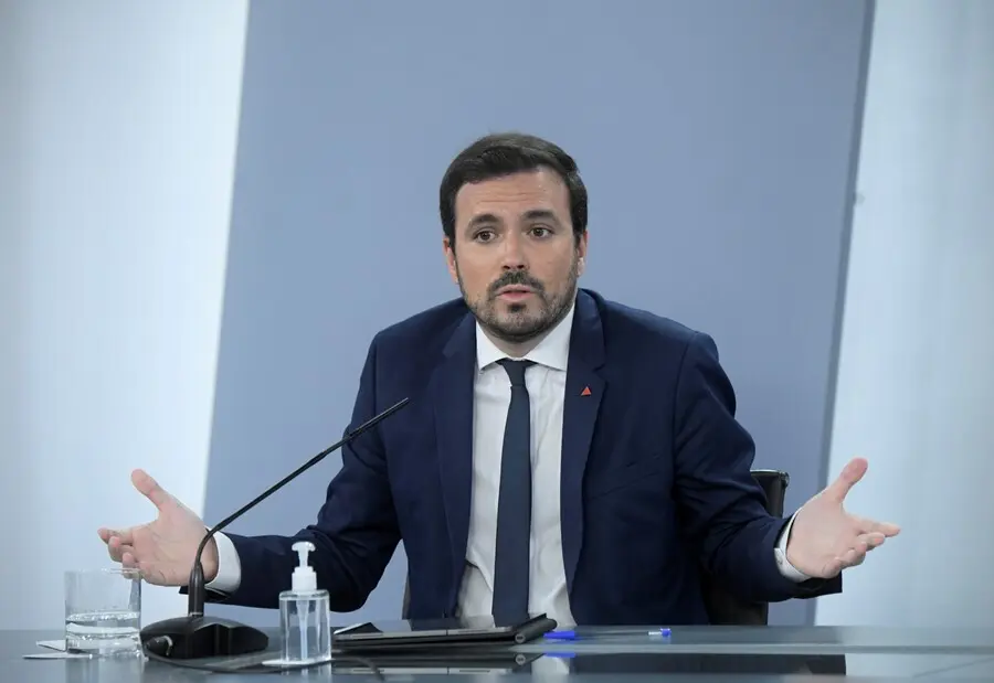 El ministro de Consumo, Alberto Garz&oacute;n