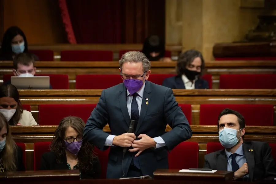 El conseller de Econom&iacute;a de la Generalitat, Jaume Gir&oacute;, durante una sesi&oacute;n plenaria en el Parlament de Catalunya, a 21 de julio de 2021, en Barcelona, Catalunya (Espa&ntilde;a). Durante el Pleno, el conseller de Econom&iacute;a ha anunciado que el Govern recurrir&aacute; al I
