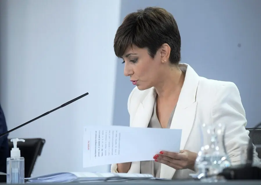 El Consejo de Ministros aprueba la Ley de Memoria Democr&aacute;tica y la venta sin receta de test de ant&iacute;genos en farmacias