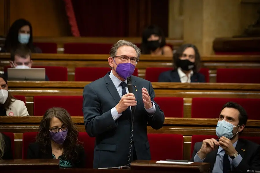 El conseller de Econom&iacute;a de la Generalitat, Jaume Gir&oacute;, durante una sesi&oacute;n plenaria en el Parlament de Catalunya, a 21 de julio de 2021, en Barcelona, Catalunya (Espa&ntilde;a). Durante el Pleno, el conseller de Econom&iacute;a ha anunciado que el Govern recurrir&aacute; al I