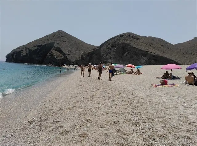 Archivo - Playa de Los Muertos en Carboneras (Almer&iacute;a)