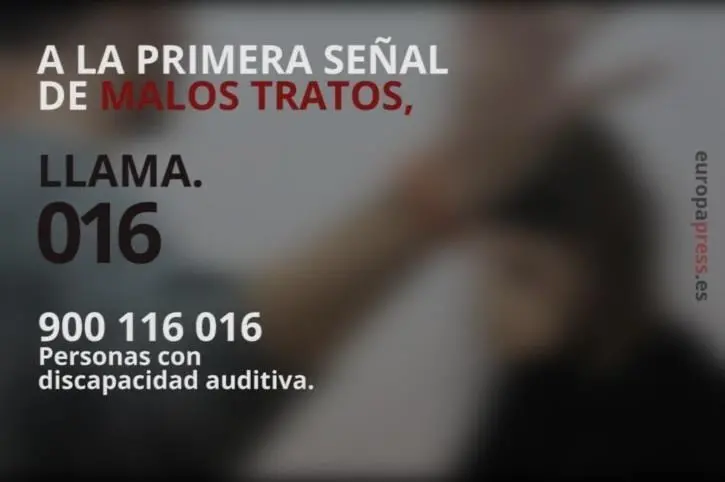 Archivo - Tel&eacute;fono 016 contra la violencia de g&eacute;nero