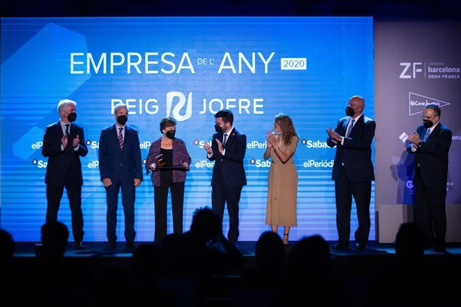 El presidente de la Generalitat, Pere Aragon&egrave;s, y la ministra de Transportes, Raquel S&aacute;nchez, entregan el premio Empresa del A&ntilde;o de 'El Peri&oacute;dico' a Reig Jofre