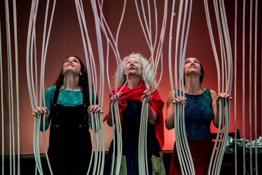 Archivo - Magia, malabares, acrobacias y danza en Teatralia Circus