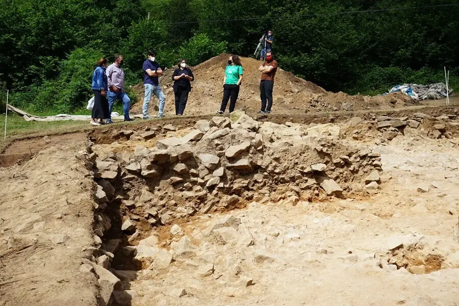 Visita del consejero Borja S&aacute;nchez a Belmonte de Miranda