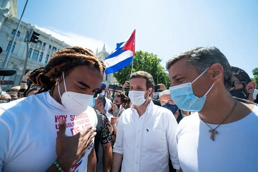 Pablo Casado asiste a la 'Marcha por Cuba' en Madrid