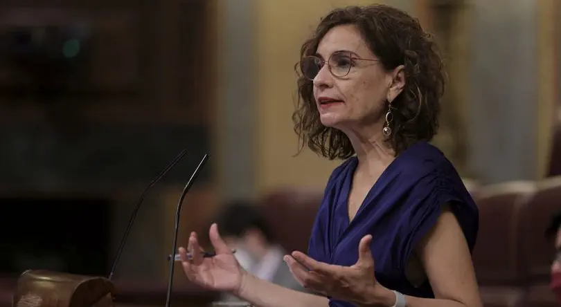 La ministra de Hacienda y Funci&oacute;n P&uacute;blica, Mar&iacute;a Jes&uacute;s Montero, en el Congreso de los Diputados. En v&iacute;deo, declaraciones de la ministra el d&iacute;a 21 de julio de 2021.EDUARDO PARRA / EUROPA PRESS
