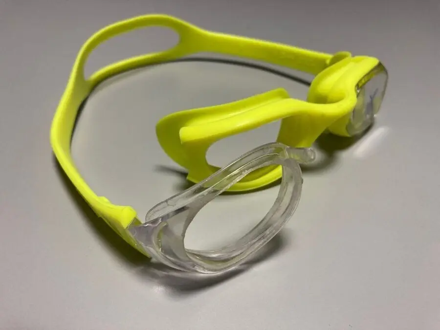 Gafas de nataci&oacute;n usadas en un estudio de la UGR