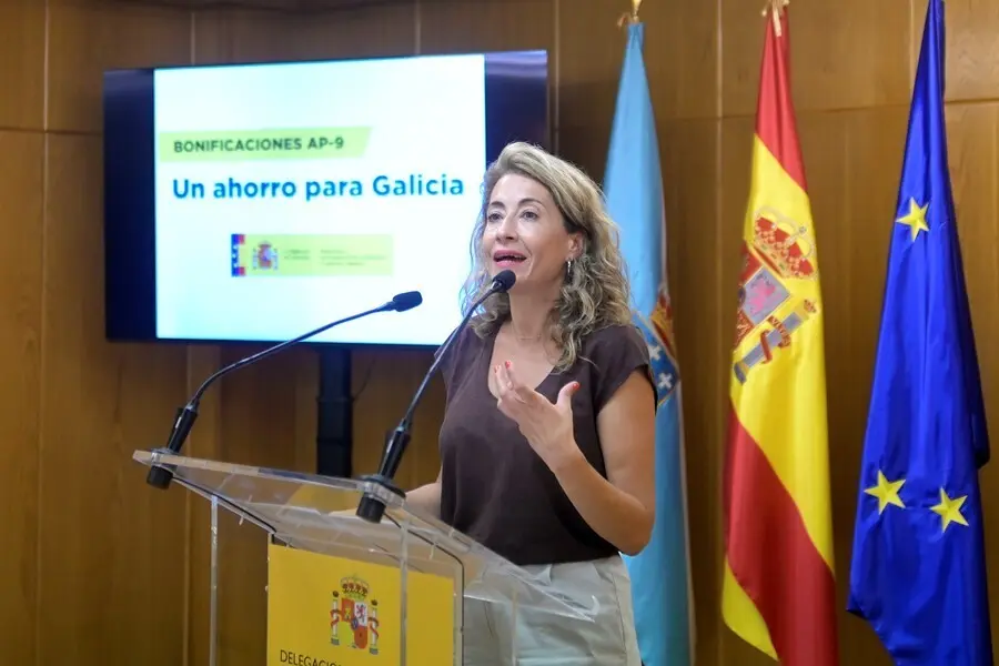La ministra de Transportes, Movilidad y Agenda Urbana, Raquel S&aacute;nchez, presenta los nuevos descuentos para los peajes de la autopista del Atl&aacute;ntico, AP-9 , a 26 de julio de 2021, en la delegaci&oacute;n del Gobierno en A Coru&ntilde;a, Galicia, (Espa&ntilde;a). La presentaci&oacute;