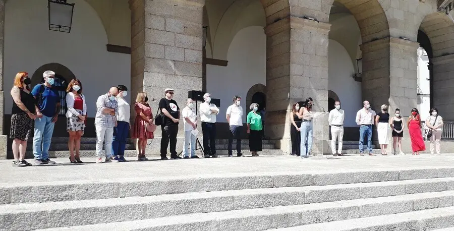 MInuto de silencio en C&aacute;ceres