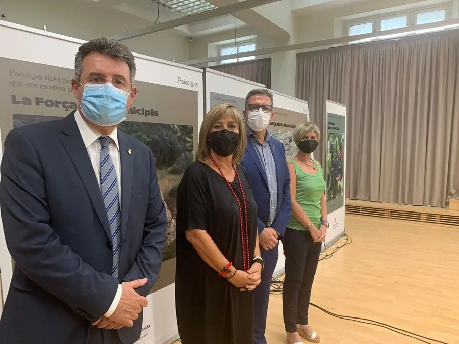 El presidente de la Diputaci&oacute;n de Girona, Miquel Noguer, la presidenta de la Diputaci&oacute;n de Barcelona, N&ugrave;ria Mar&iacute;n, el presidente de la Diputaci&oacute;n de Lleida, Joan Talarn, y la presidenta de la Diputaci&oacute;n de Tarragona, Noem&iacute; Llaurad&oacute;