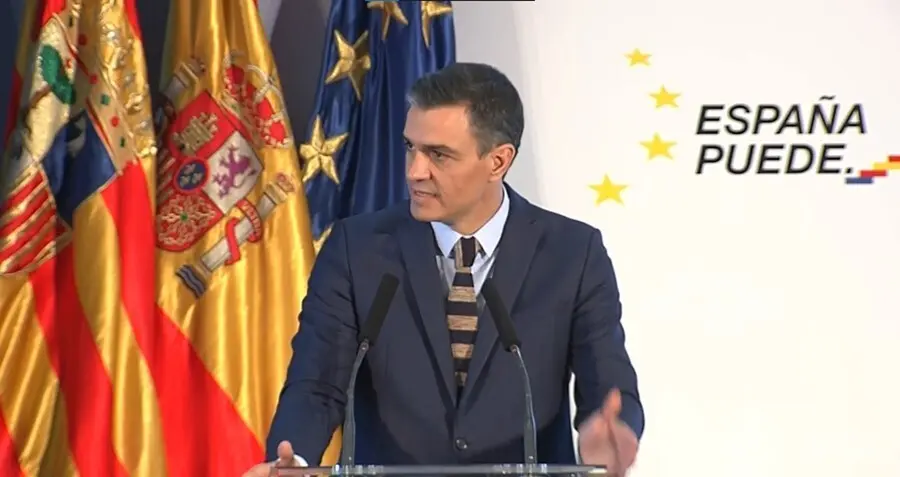 Archivo - El presidente del Gobierno, Pedro S&aacute;nchez, presenta el Plan de Recuperaci&oacute;n, Transformaci&oacute;n y Resiliencia de la Econom&iacute;a Espa&ntilde;ola en el Palacio de Congresos de Zaragoza, Arag&oacute;n, a 22 de enero de 2021.