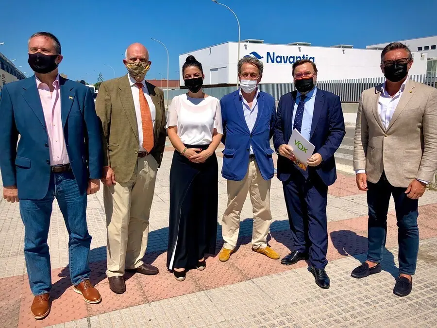 Macarena Olona con dirigentes de Vox e la provincia de C&aacute;diz