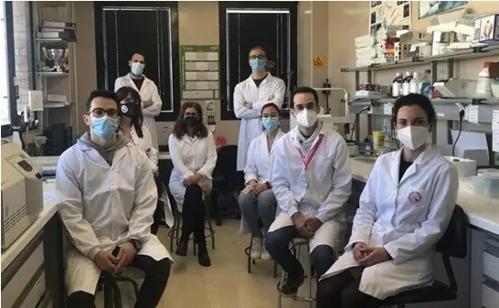 Miembros del grupo Biomembranas, del departamento de Bioqu&iacute;mica y Biolog&iacute;a Molecular A.
