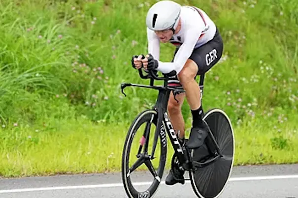 Arndt, durante la crono del mi&eacute;rcoles, camino del circuito de Fuji.EFE