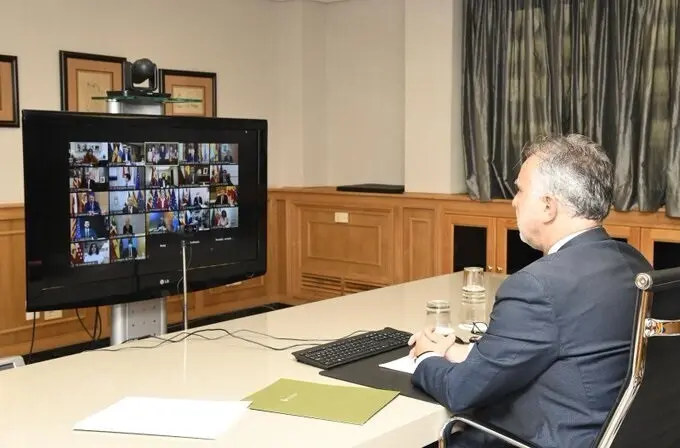 Archivo - El presidente de Canarias, &Aacute;ngel V&iacute;ctor Torres, durante la Conferencia de Presidentes telem&aacute;tica