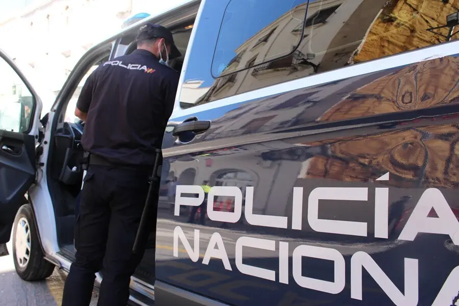 Agente de Polic&iacute;a Nacional