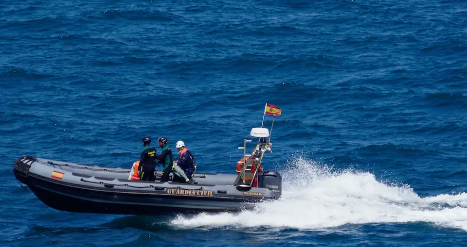 Embarcaci&oacute;n de la Guardia Civil del mar. / Hardy