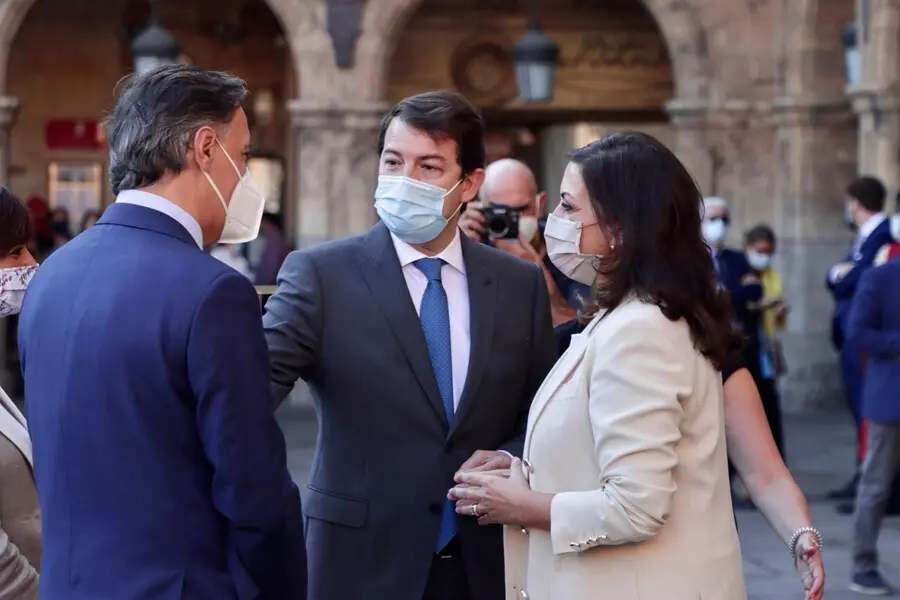 La presidenta del Gobierno de La Rioja, Concha Andreu, a su llegada a la Conferencia de Presidentes de Salamanca