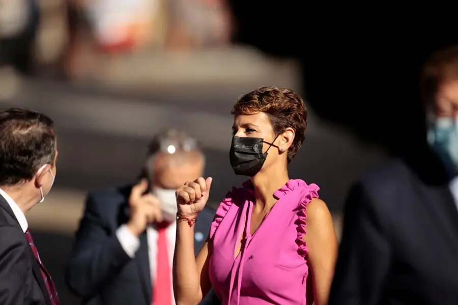 La presidenta de Navarra, Mar&iacute;a Chivite, a su llegada al Convento de San Esteban para celebrar la XXIV Conferencia de Presidentes, a 30 de julio de 2021, en Salamanca, Castilla y Le&oacute;n (Espa&ntilde;a). Los tres grandes temas a tratar en esta reuni&oacute;n, el m&aacute;ximo &oacute;r
