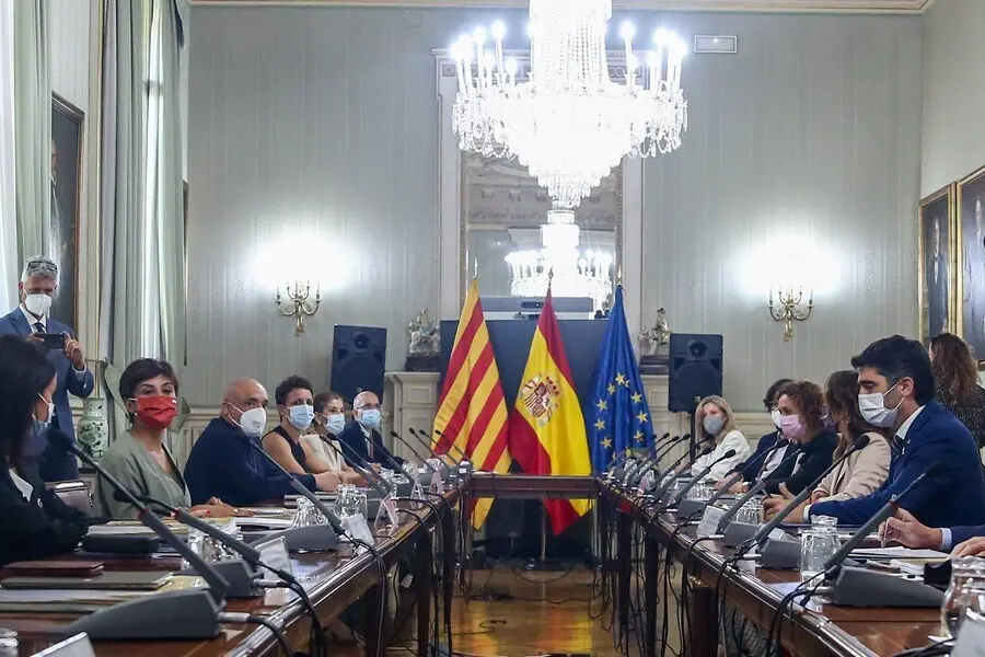 Vista general de los asistentes que participan en la Comisi&oacute;n Bilateral Generalitat de Catalunya - Estado, a 2 de agosto de 2021, en la sede del Ministerio, en Madrid (Espa&ntilde;a). La comisi&oacute;n bilateral se re&uacute;ne hoy despu&eacute;s de tres a&ntilde;os de no hacerlo y se cel