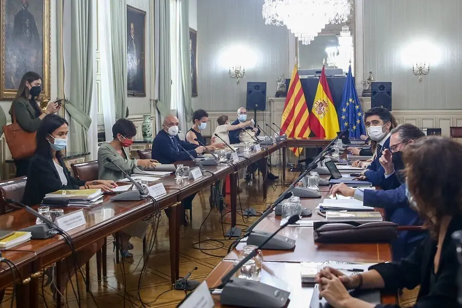 Vista general de los asistentes que participan en la Comisi&oacute;n Bilateral Generalitat de Catalunya - Estado, a 2 de agosto de 2021, en la sede del Ministerio, en Madrid (Espa&ntilde;a). La comisi&oacute;n bilateral se re&uacute;ne hoy despu&eacute;s de tres a&ntilde;os de no hacerlo y se cel