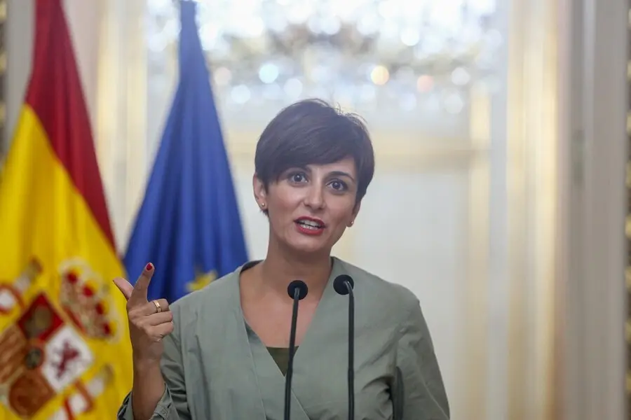 La Ministra de Pol&iacute;tica Territorial y Funci&oacute;n P&uacute;blica, Isabel Rodr&iacute;guez Garc&iacute;a, ofrece una rueda de prensa tras la Comisi&oacute;n Bilateral Generalitat de Catalunya - Estado, a 2 de agosto de 2021, en la sede del Ministerio, en Madrid (Espa&ntilde;a). 