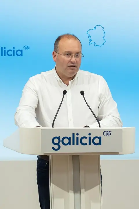 Archivo - El secretario general del PPdeG, Miguel Tellado, en rueda de prensa.