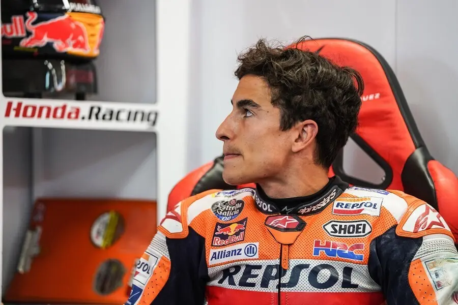 Archivo - El piloto espa&ntilde;ol de MotoGP Marc M&aacute;rquez en su box