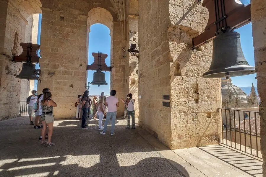 Archivo - Visitas a la Catedral de Segovia.