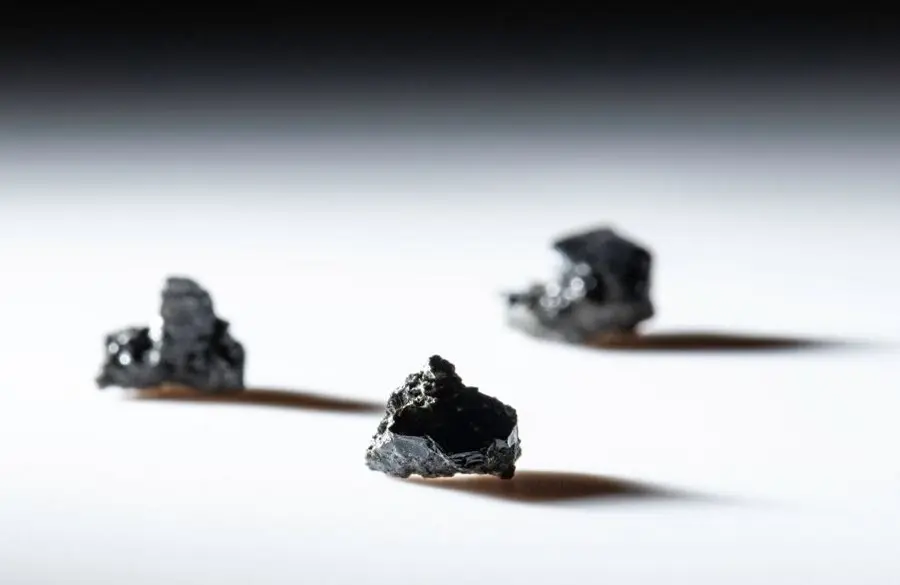 Las muestras de vidrio lunar analizadas por los cient&iacute;ficos de Rochester fueron recolectadas durante la misi&oacute;n Apolo 16 de la NASA en 1972.