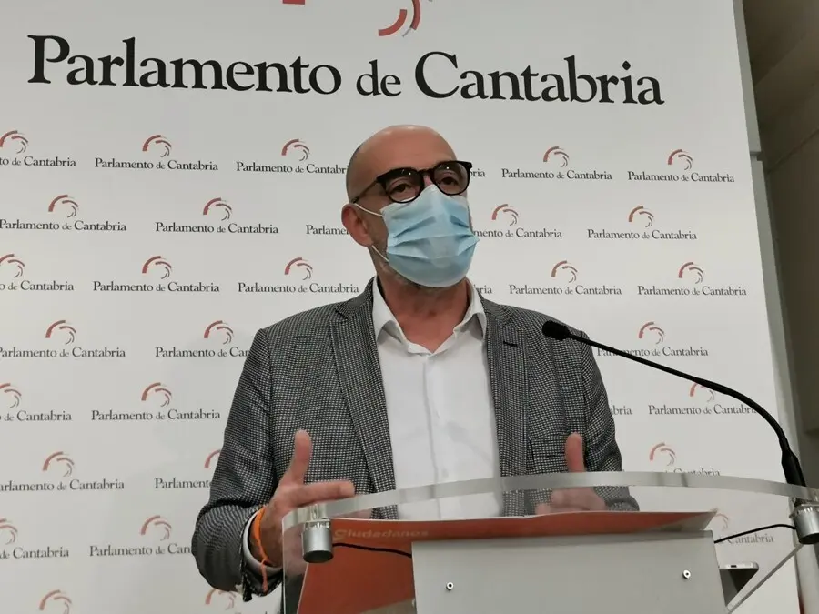F&eacute;lix &Aacute;lvarez