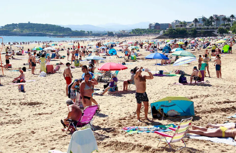 Vista de la playa del Sardinero. / ALERTA